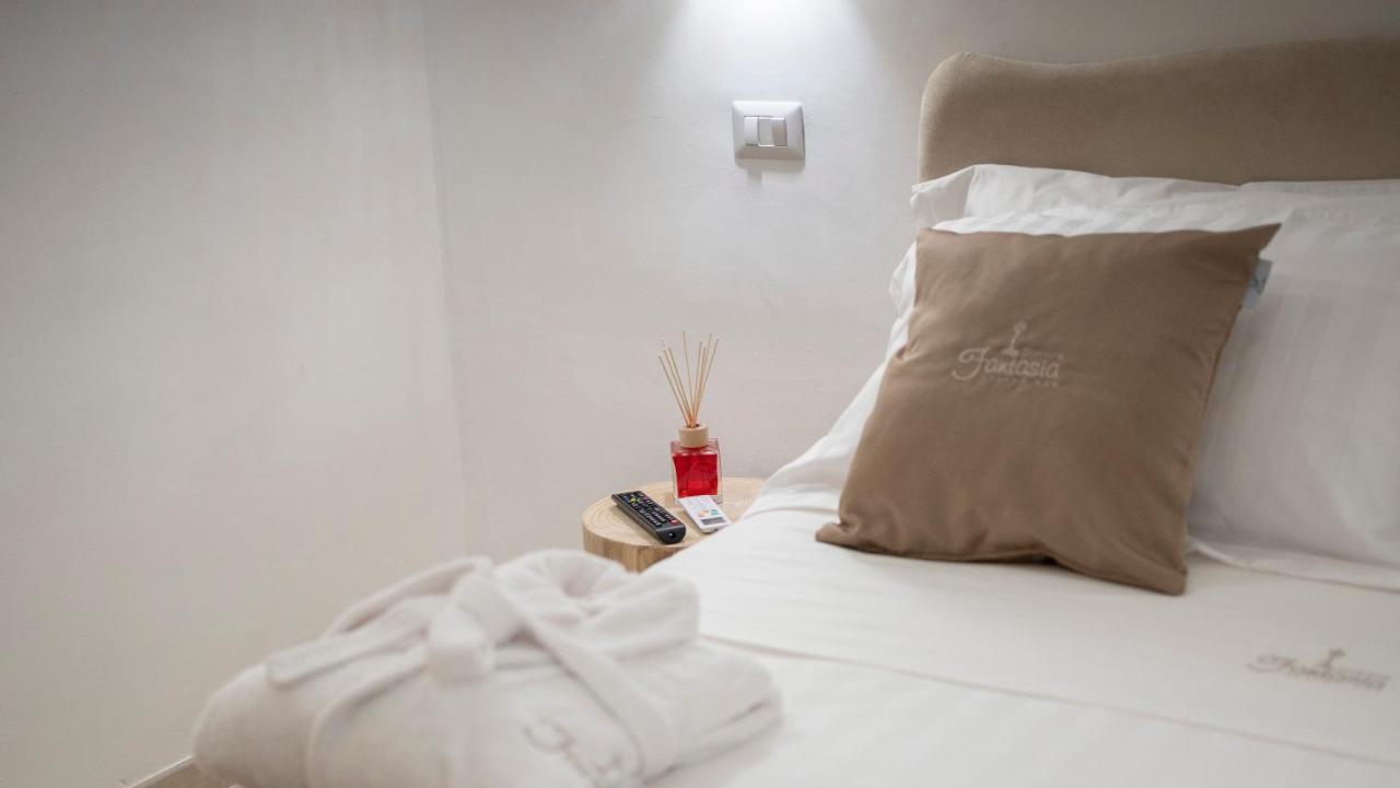Dimora Fantasia Charme B&B Bari Eksteriør bilde