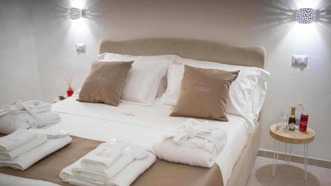 Dimora Fantasia Charme B&B Bari Eksteriør bilde