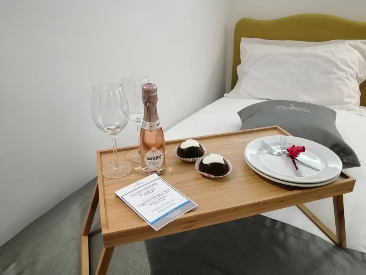 Dimora Fantasia Charme B&B Bari Eksteriør bilde