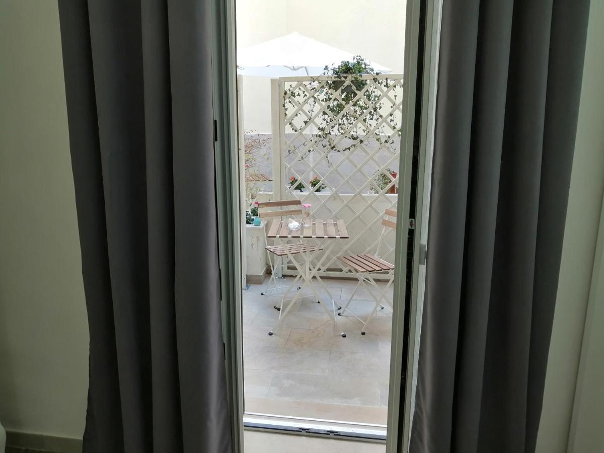Dimora Fantasia Charme B&B Bari Eksteriør bilde
