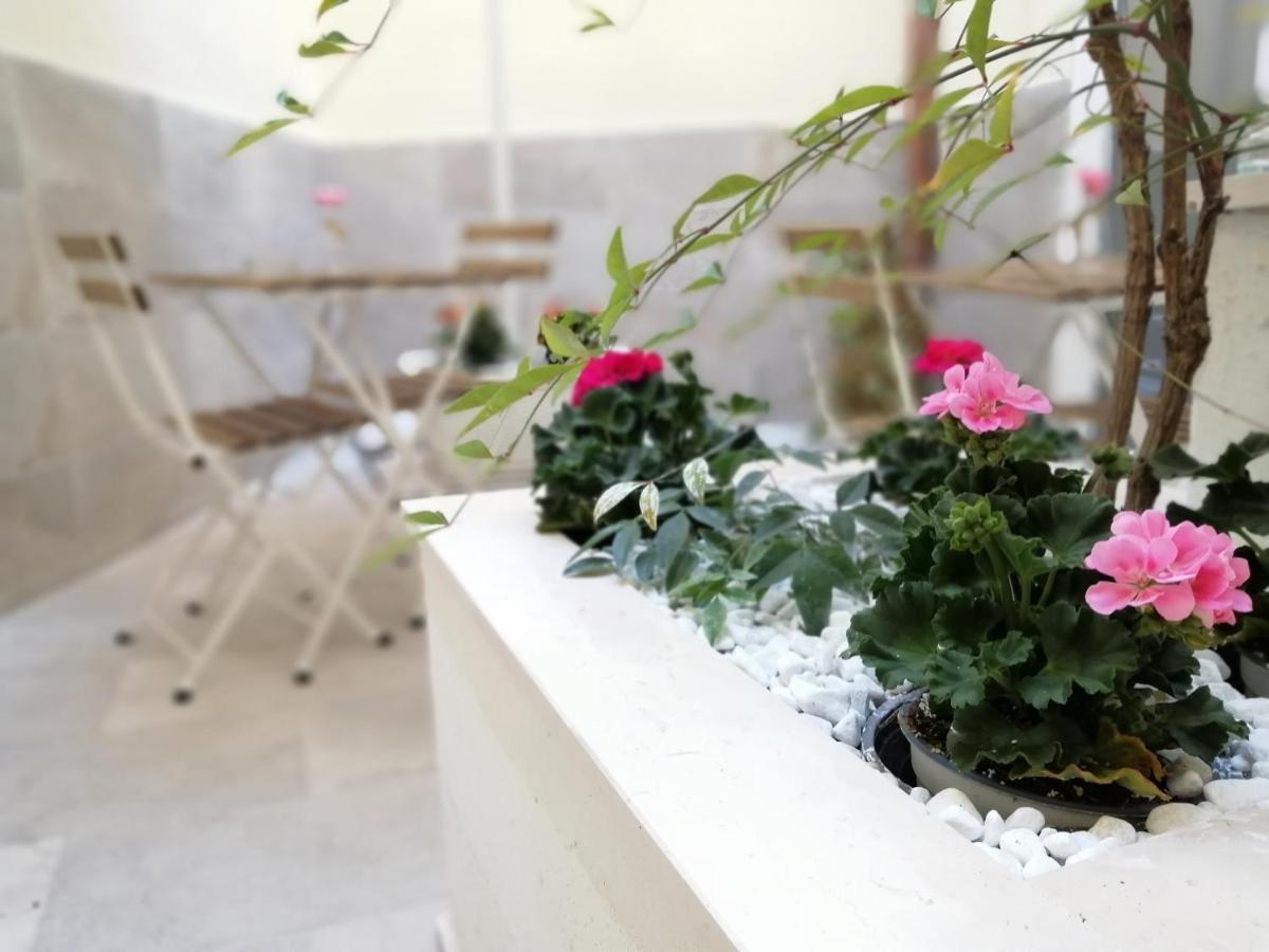 Dimora Fantasia Charme B&B Bari Eksteriør bilde