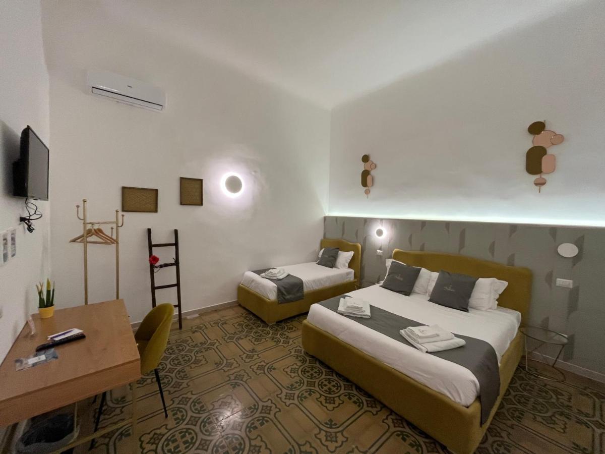 Dimora Fantasia Charme B&B Bari Eksteriør bilde