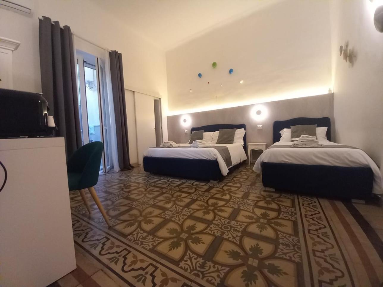 Dimora Fantasia Charme B&B Bari Eksteriør bilde